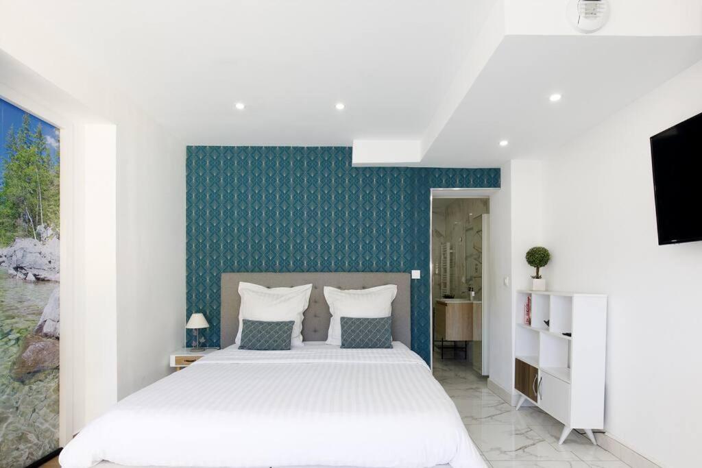 Studio Tout Confort Avec Parking Et Terrasse A Eze Village Exterior photo