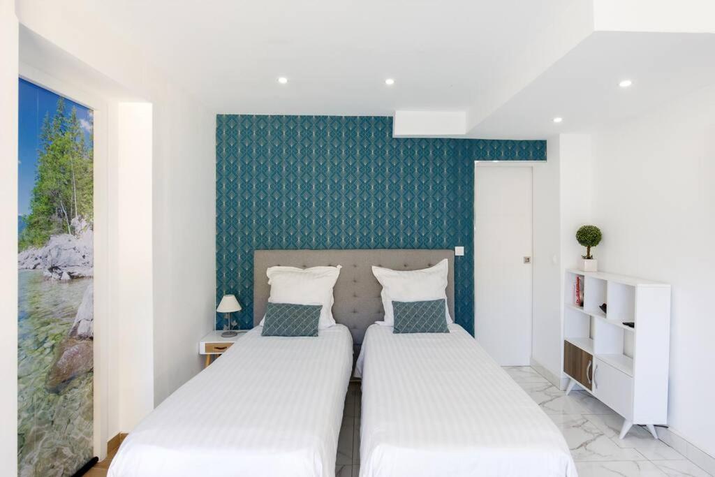 Studio Tout Confort Avec Parking Et Terrasse A Eze Village Exterior photo